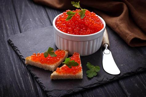 Загадочный оттенок и неповторимый вкус икры сазана
