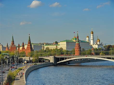 Известные места в Москве, где сняты сцены полета воздушного судна