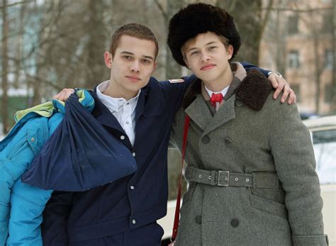 Истории и фотографии из реальных мест, где пушистым персонажам сериала "живется" и "работается"
