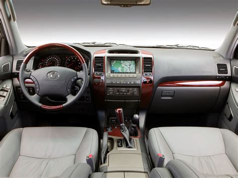 Ознакомьтесь с руководством по использованию автомобиля Lexus GX470