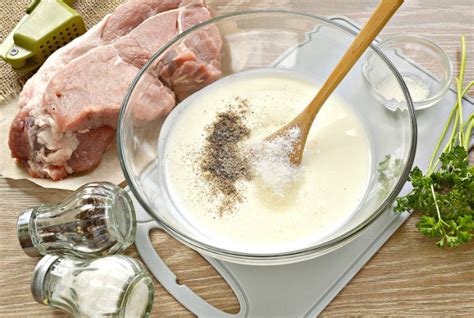 Основные этапы приготовления маринада из просроченного кефира для курицы
