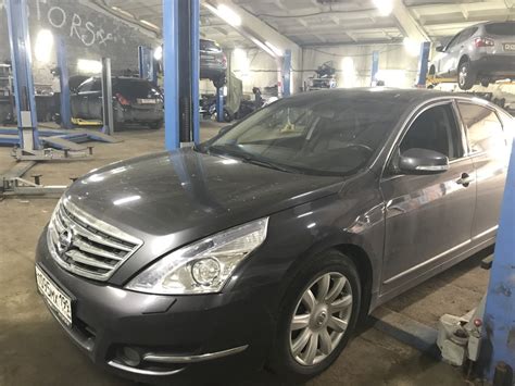 Разъем диагностики на автомобиле Nissan Teana J32: обнаружение портала для автомобильного диагноза