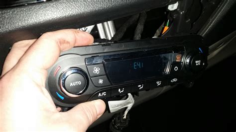 Роль и значение предохранителя в системе климат-контроля Ford Transit