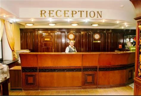 Роль ресепшн в средневековых гостиницах и трактирах